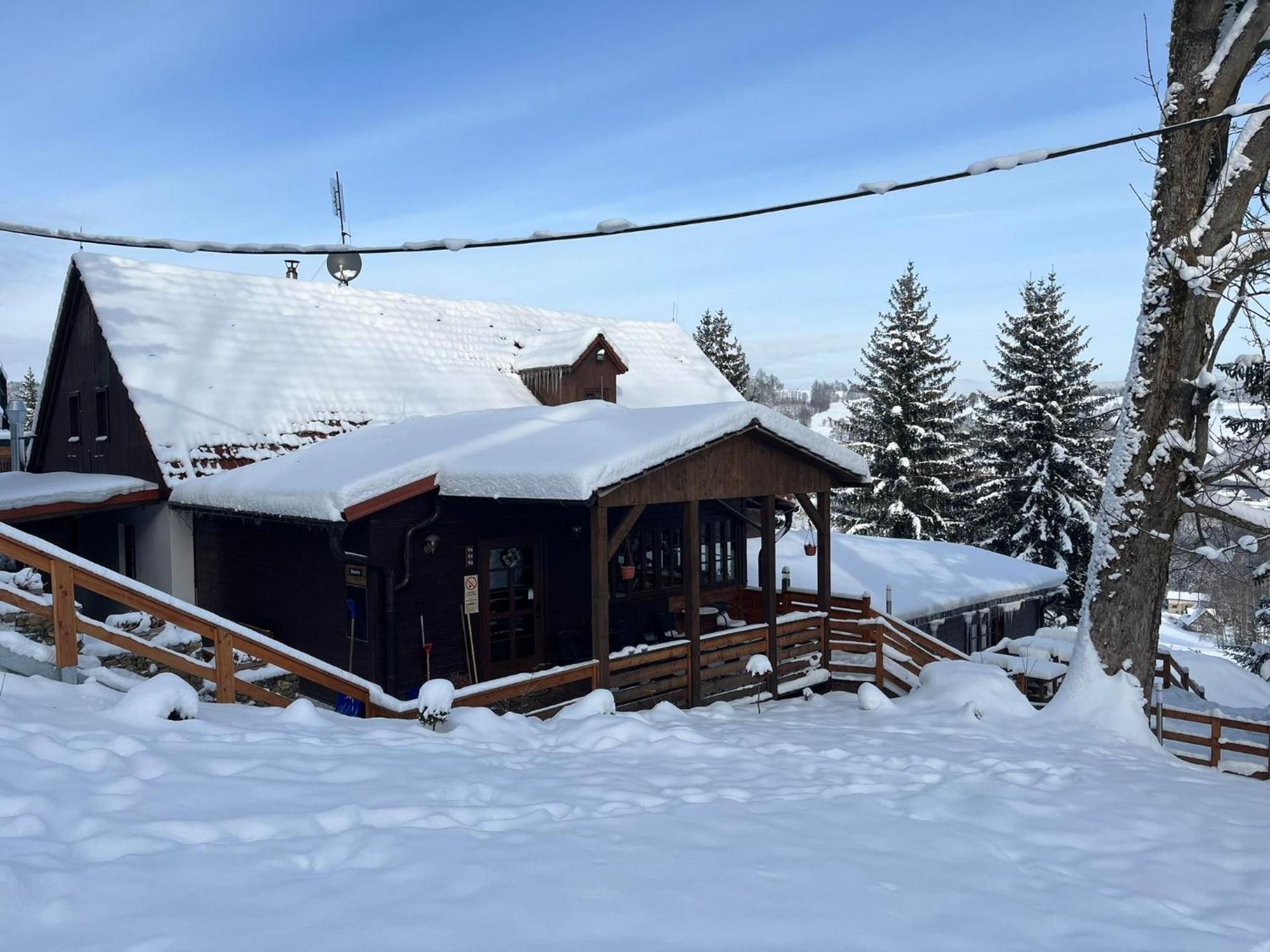 Penzion Harry Na Sjezdovce Krkonose Vysoké nad Jizerou Exterior foto
